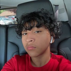 Meet your Posher, Ismael